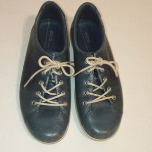 Ecco blue leather lace-up casual shoes
